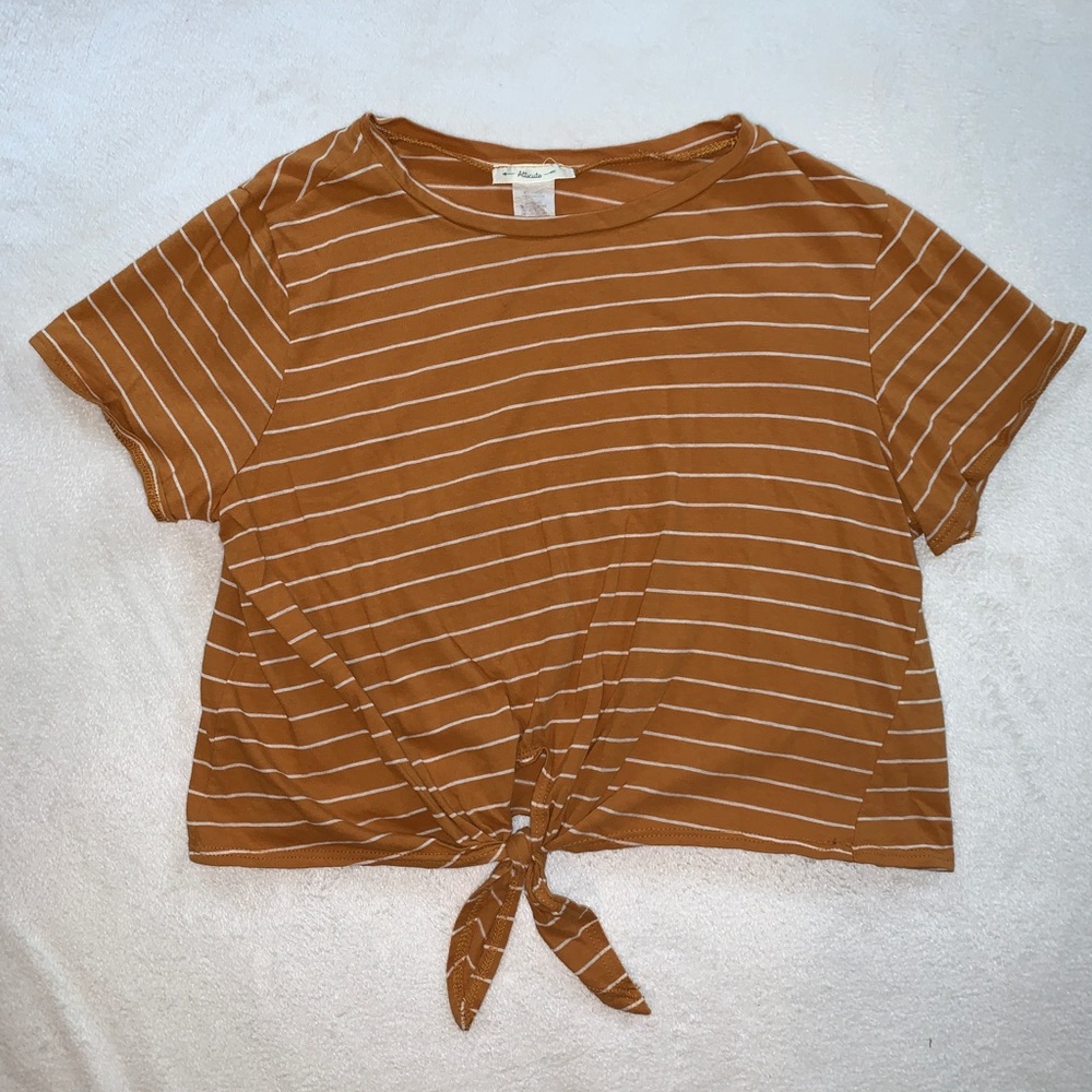 Basic tee- cropped